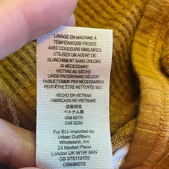 Free people brown/lavender blouse with small flowers on the sleeves size small - Picture 6 of 12